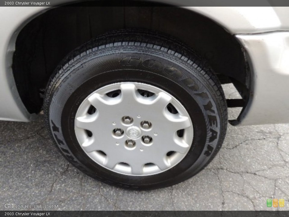 2003 Chrysler Voyager LX Wheel and Tire Photo #77592527