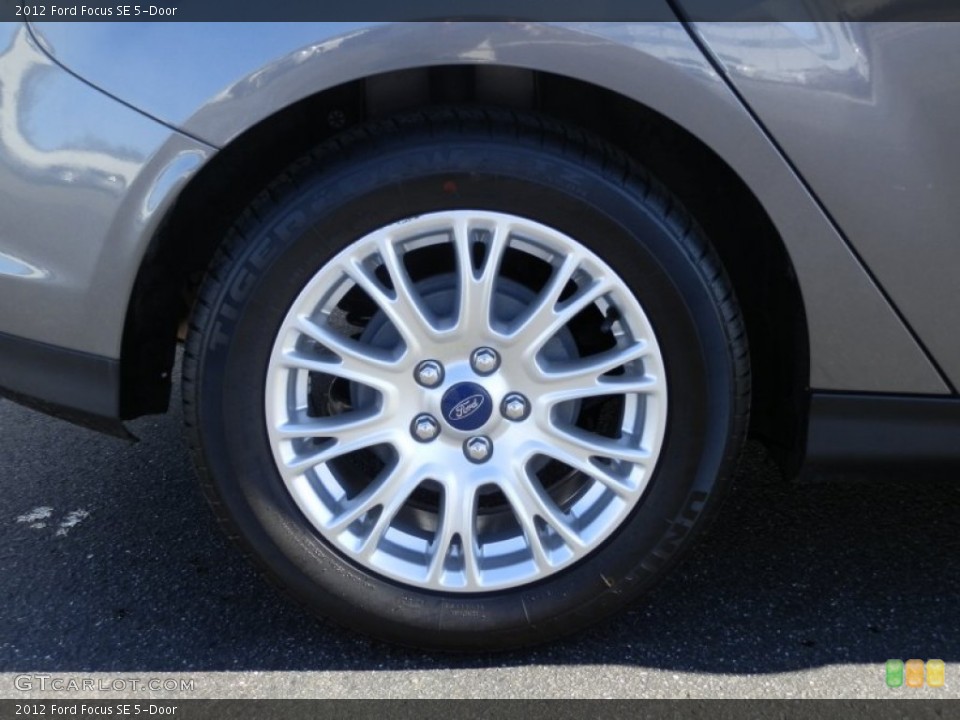 2012 Ford Focus SE 5-Door Wheel and Tire Photo #77603707