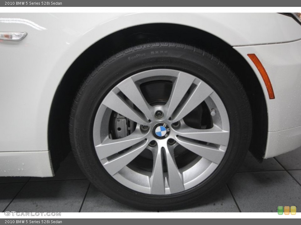 2010 BMW 5 Series 528i Sedan Wheel and Tire Photo #77631260