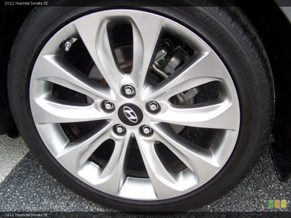 2012 Hyundai Sonata SE Wheel and Tire Photo #77639445