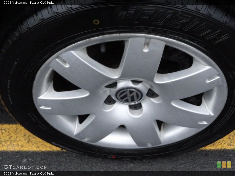 2003 Volkswagen Passat GLX Sedan Wheel and Tire Photo #77687539