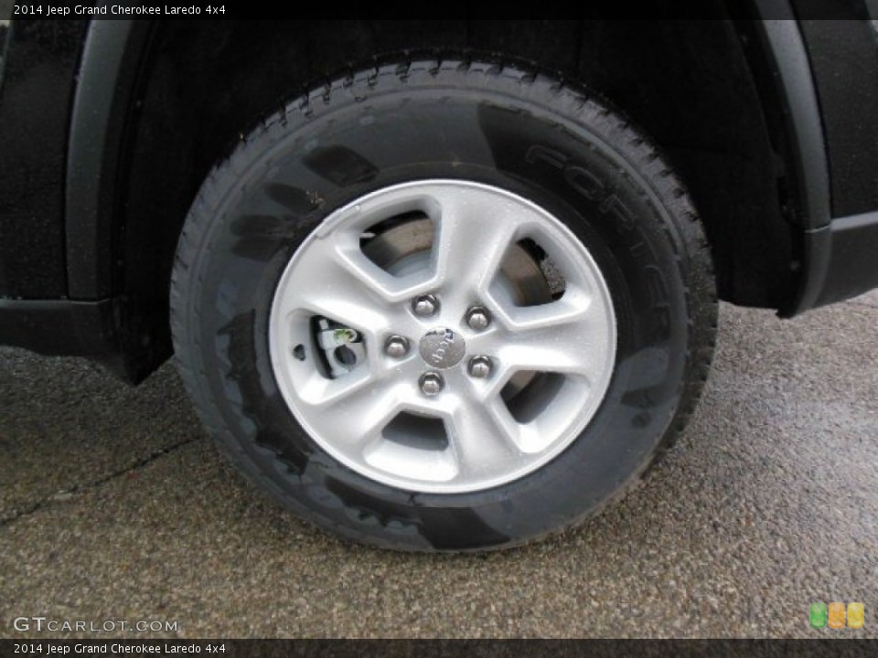 2014 Jeep Grand Cherokee Laredo 4x4 Wheel and Tire Photo #77752551