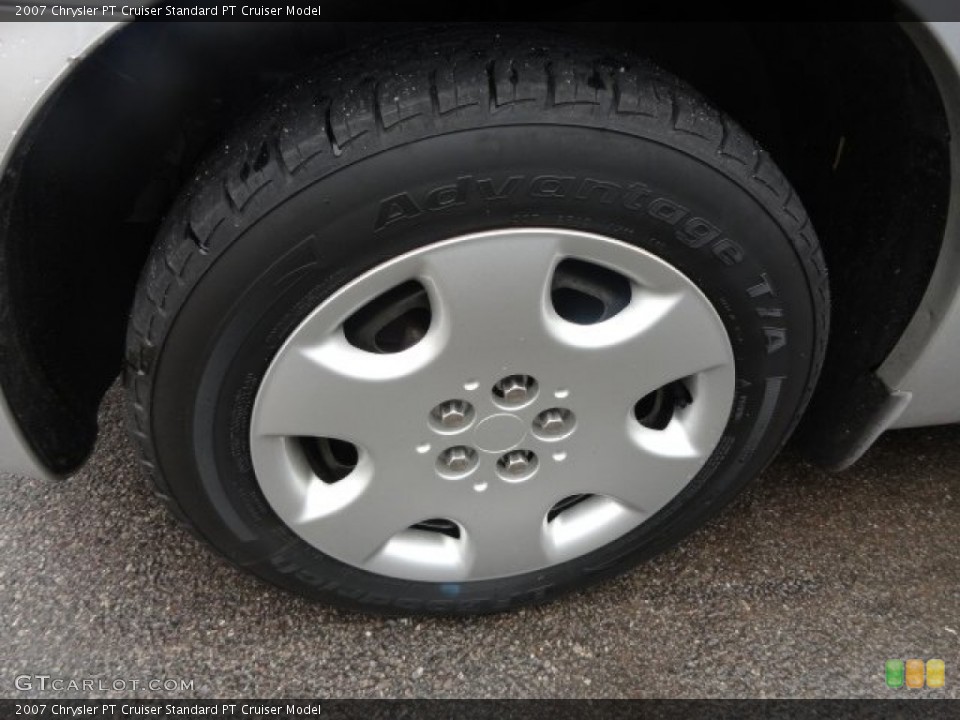 2007 Chrysler PT Cruiser  Wheel and Tire Photo #77756463