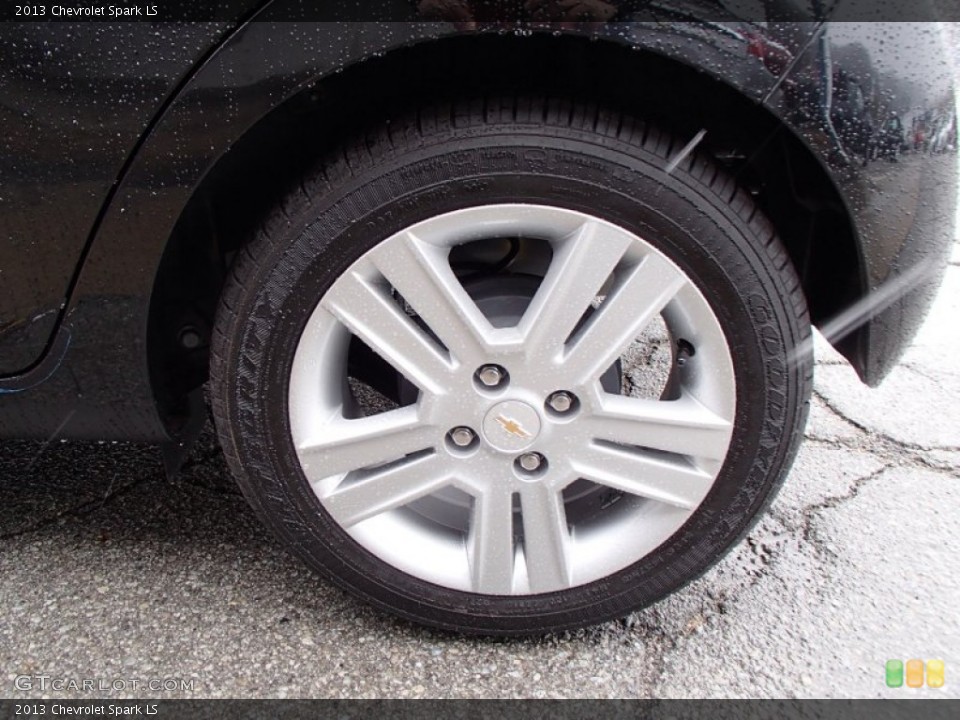 2013 Chevrolet Spark LS Wheel and Tire Photo #77823966