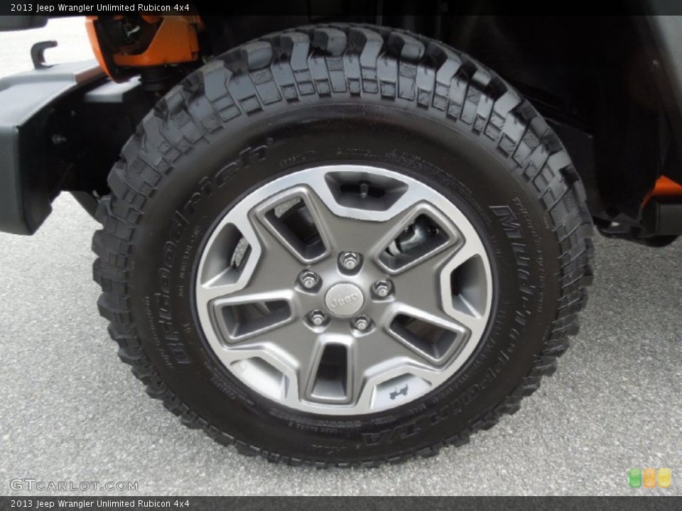 2013 Jeep Wrangler Unlimited Rubicon 4x4 Wheel and Tire Photo #77887773