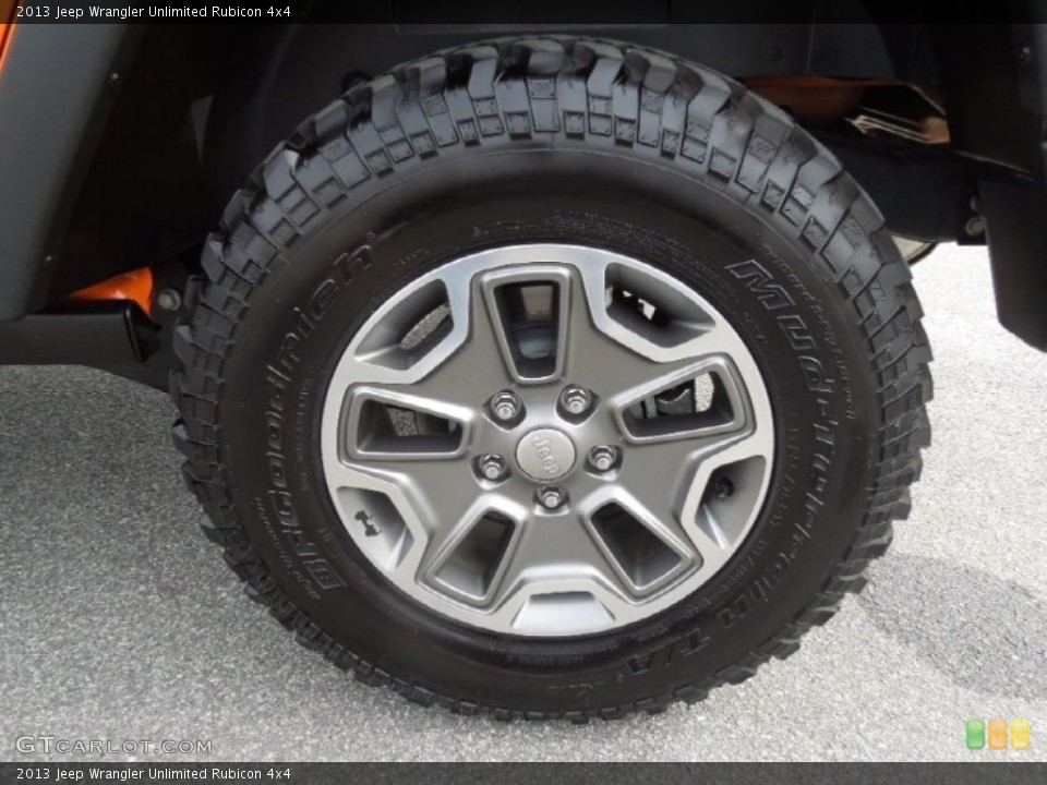 2013 Jeep Wrangler Unlimited Rubicon 4x4 Wheel and Tire Photo #77887791