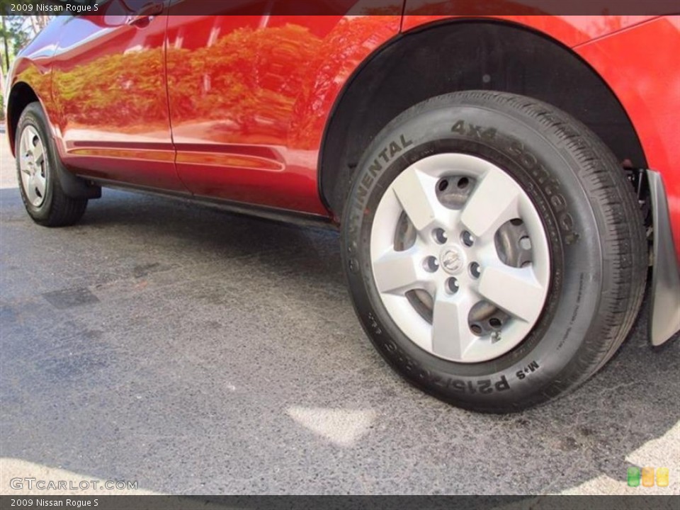 2009 Nissan Rogue S Wheel and Tire Photo #77907658