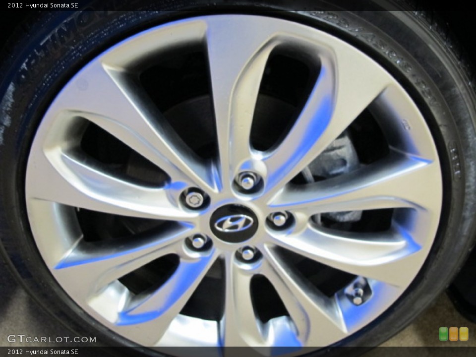 2012 Hyundai Sonata SE Wheel and Tire Photo #77909895