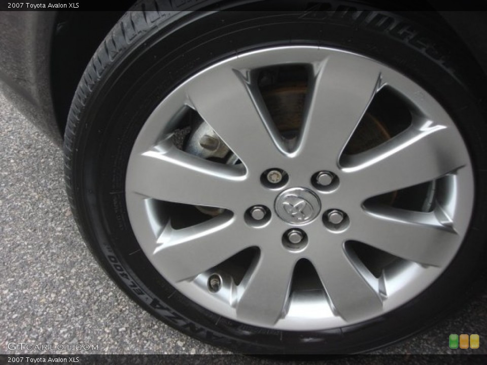 2007 Toyota Avalon XLS Wheel and Tire Photo #77912551