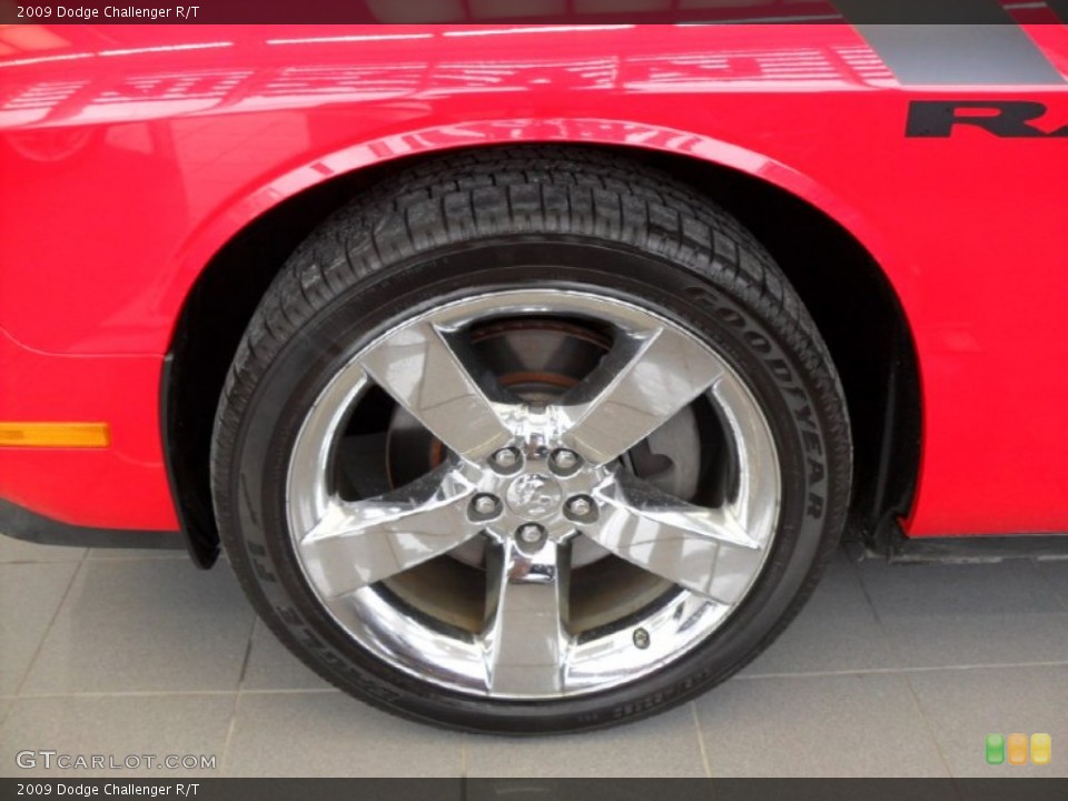 2009 Dodge Challenger R/T Wheel and Tire Photo #77921278