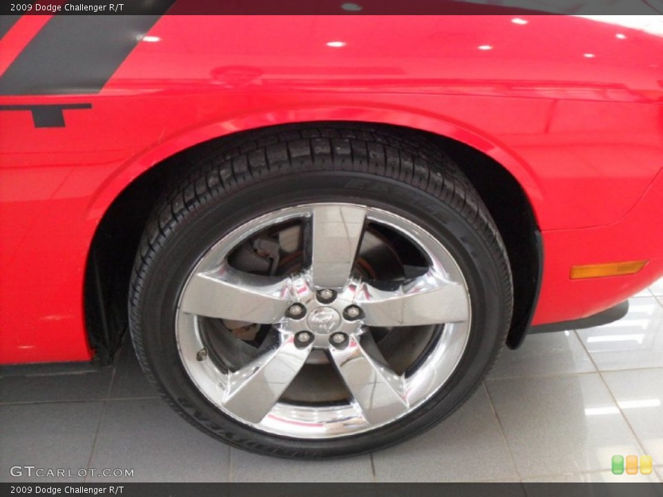 2009 Dodge Challenger R/T Wheel and Tire Photo #77921290