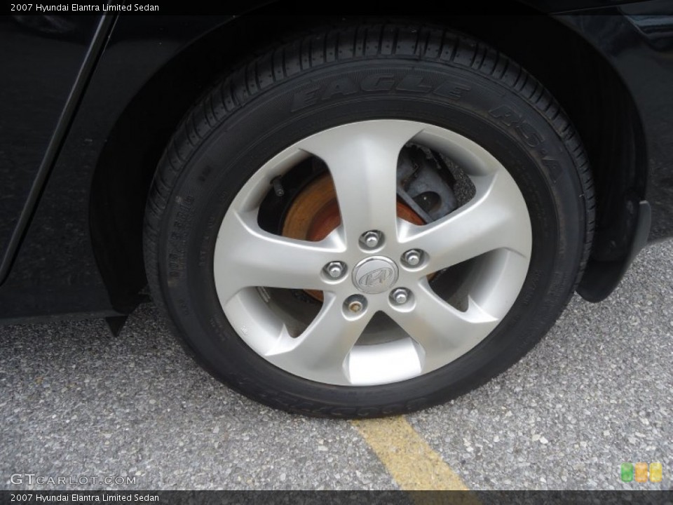 2007 Hyundai Elantra Limited Sedan Wheel and Tire Photo #77929512