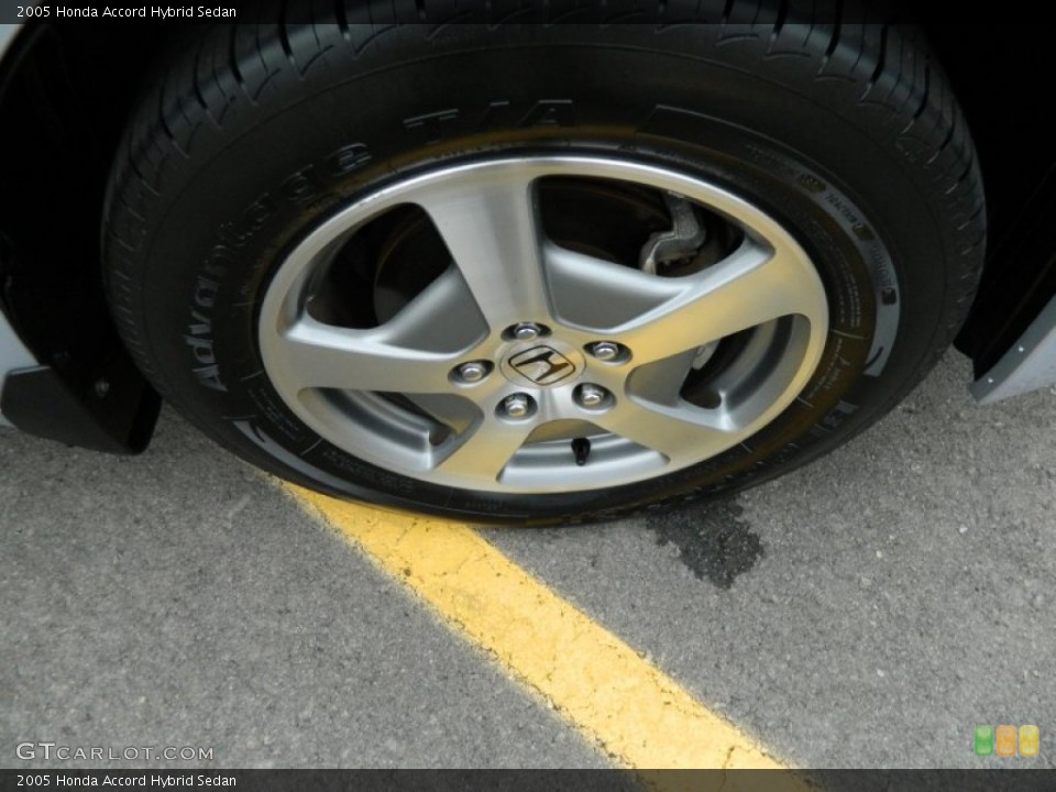 2005 Honda Accord Hybrid Sedan Wheel and Tire Photo #77929589