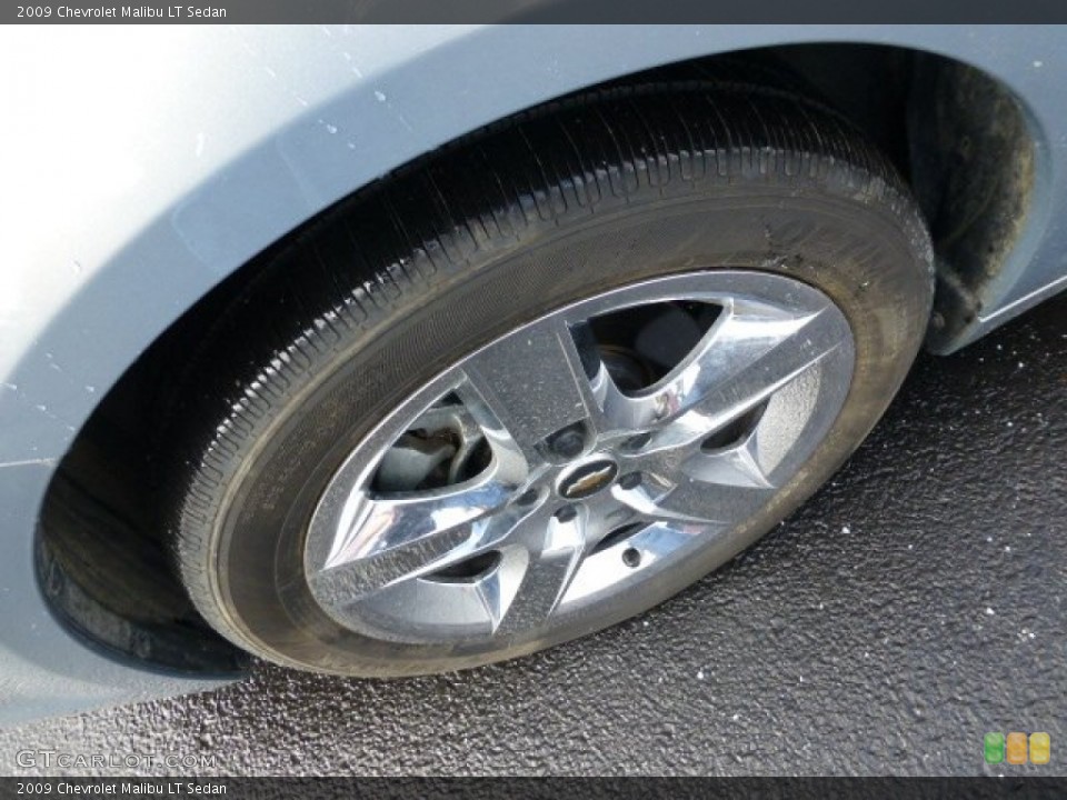 2009 Chevrolet Malibu LT Sedan Wheel and Tire Photo #77934525
