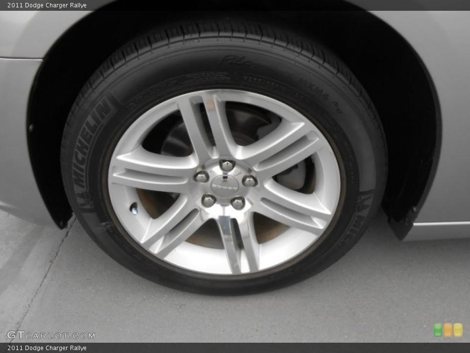 2011 Dodge Charger Rallye Wheel and Tire Photo #77965559