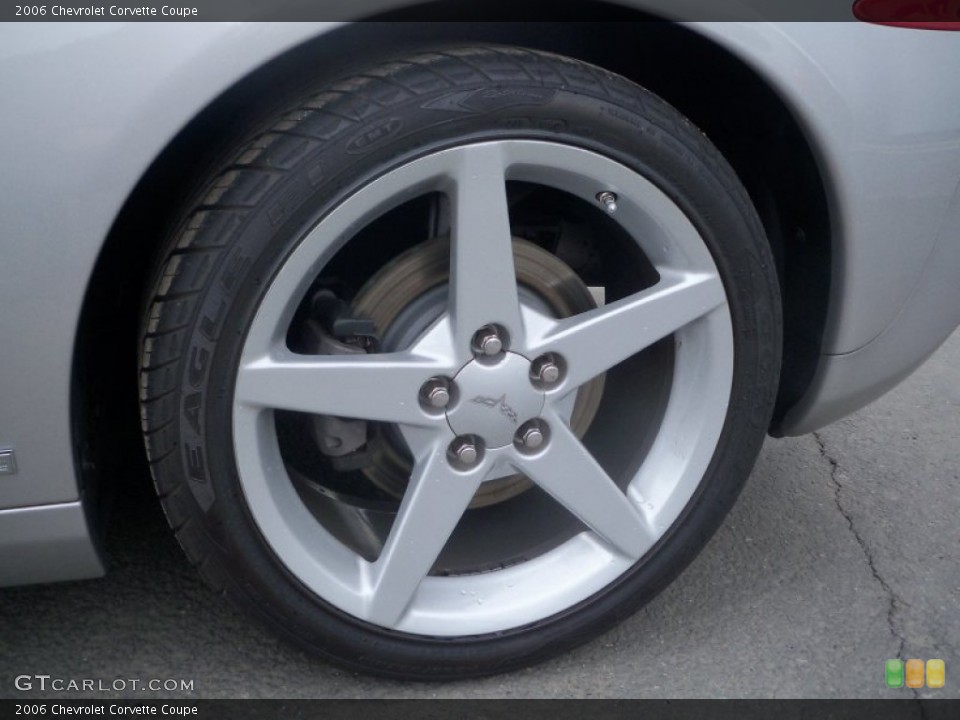 2006 Chevrolet Corvette Coupe Wheel and Tire Photo #78040386