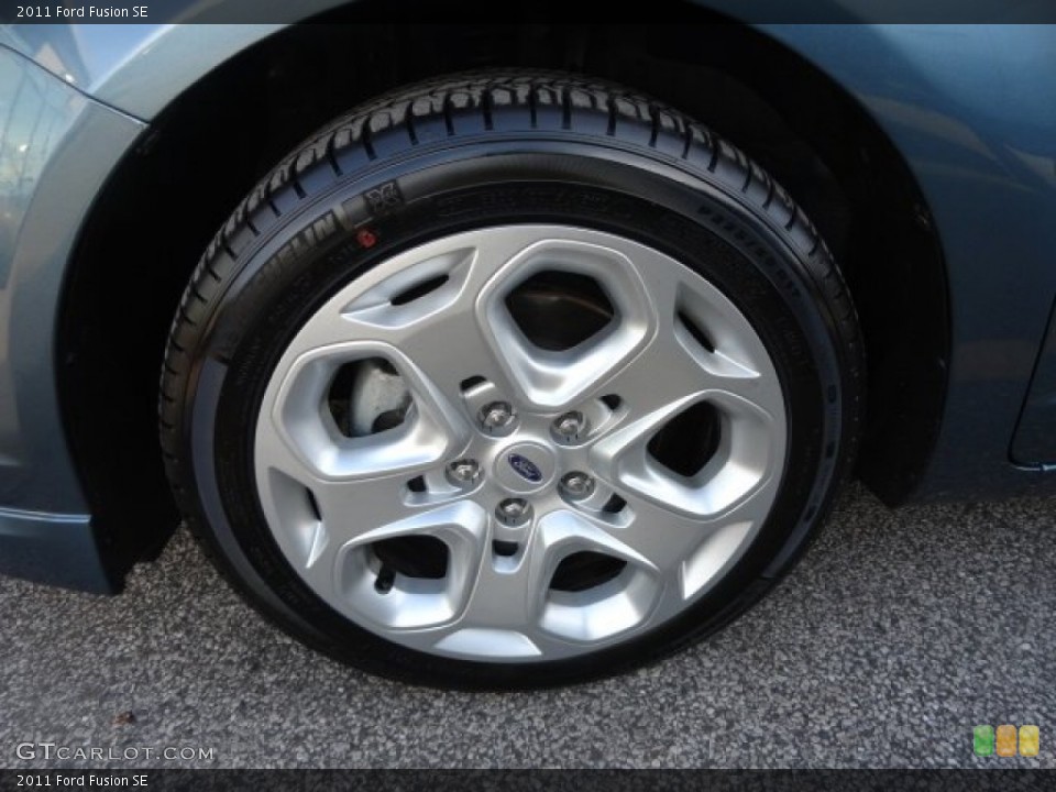 2011 Ford Fusion SE Wheel and Tire Photo #78063135