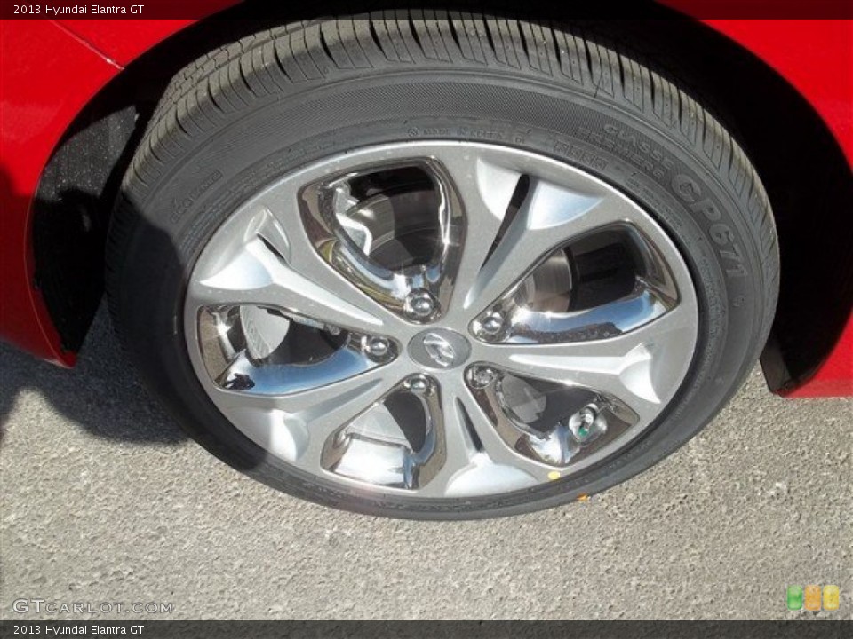 2013 Hyundai Elantra GT Wheel and Tire Photo #78098113