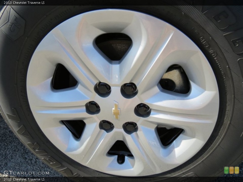 2013 Chevrolet Traverse LS Wheel and Tire Photo #78123039