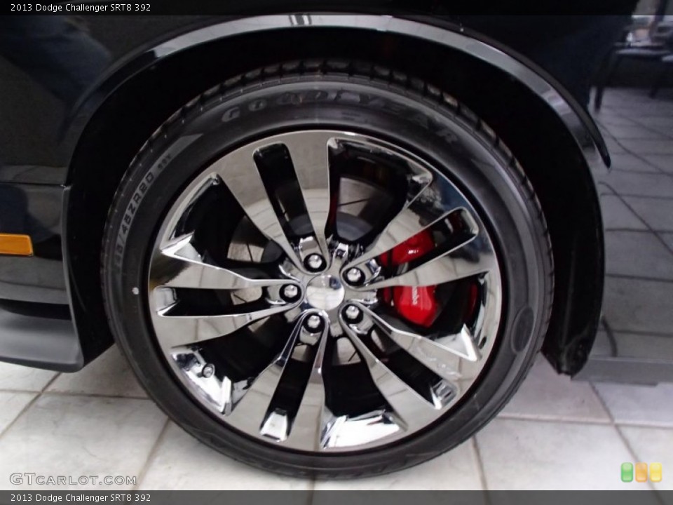 2013 Dodge Challenger SRT8 392 Wheel and Tire Photo #78134655