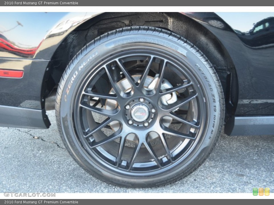 2010 Ford Mustang Custom Wheel and Tire Photo #78166197