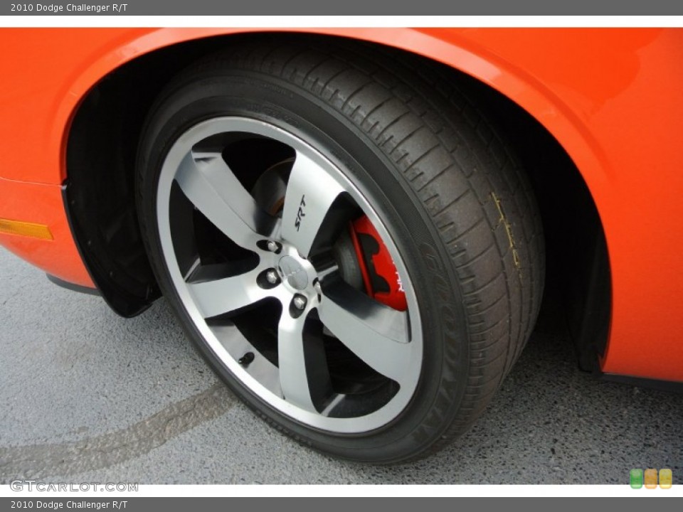 2010 Dodge Challenger R/T Wheel and Tire Photo #78232733
