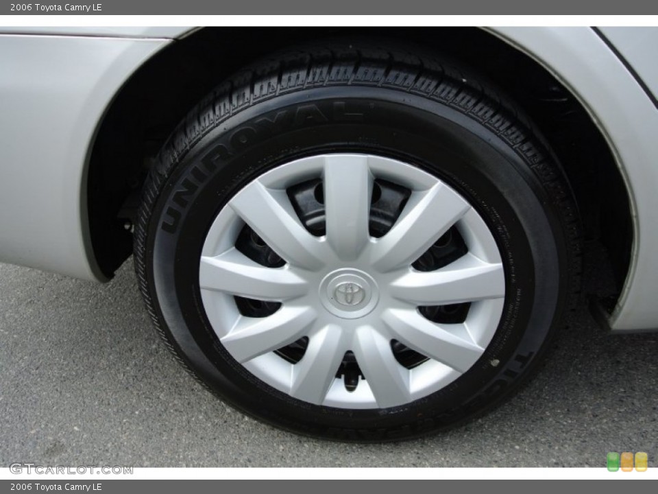 2006 Toyota Camry LE Wheel and Tire Photo #78244642