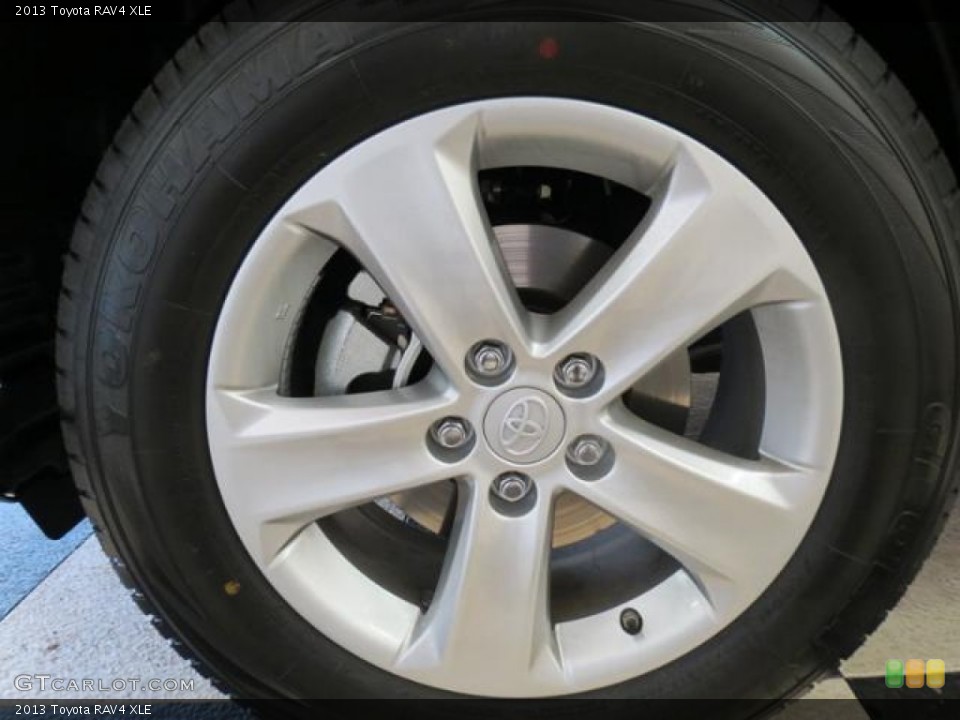 2013 Toyota RAV4 XLE Wheel and Tire Photo #78293023