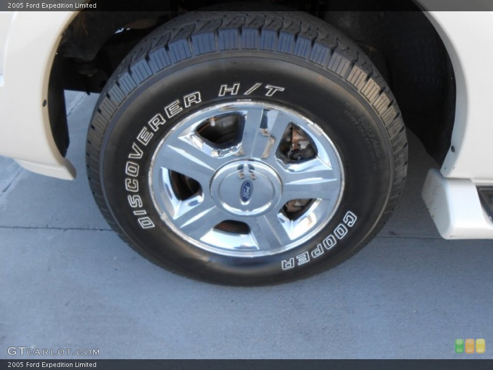 2005 Ford Expedition Limited Wheel and Tire Photo #78298694