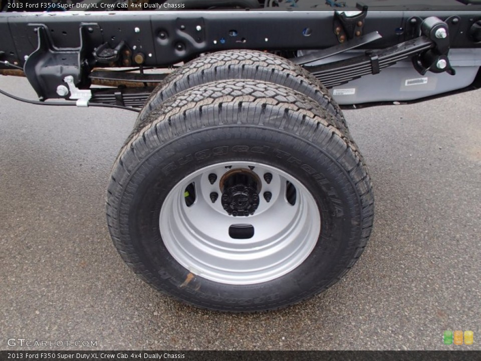 2013 Ford F350 Super Duty XL Crew Cab 4x4 Dually Chassis Wheel and Tire Photo #78337779
