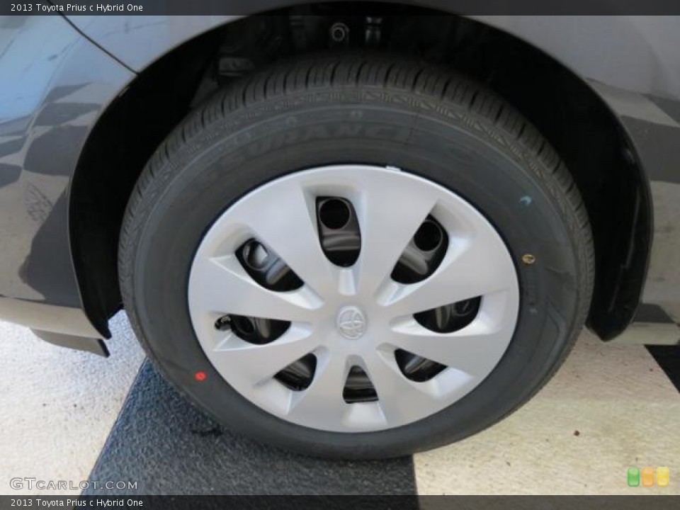 2013 Toyota Prius c Hybrid One Wheel and Tire Photo #78368898