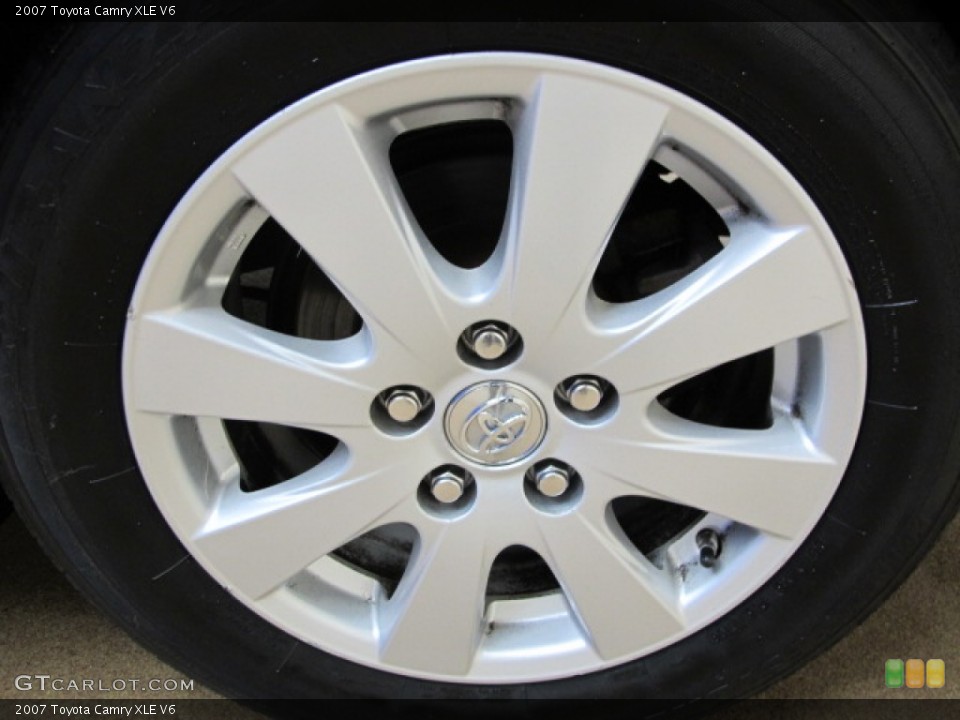 2007 Toyota Camry XLE V6 Wheel and Tire Photo #78370810