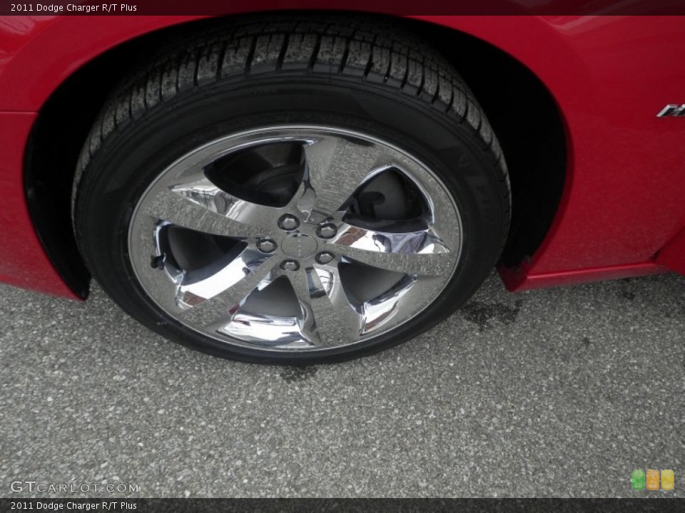 2011 Dodge Charger R/T Plus Wheel and Tire Photo #78379748