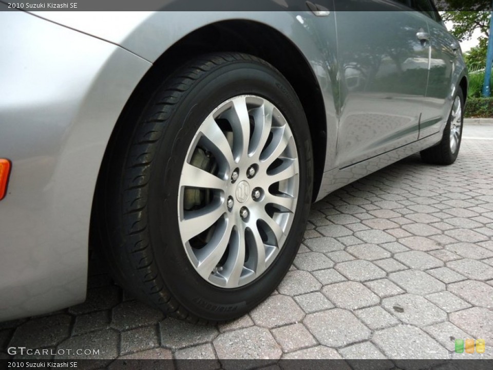 2010 Suzuki Kizashi SE Wheel and Tire Photo #78379988