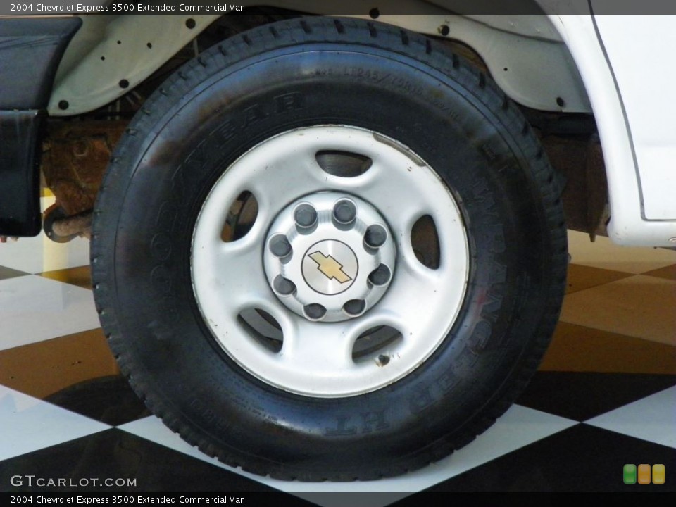 2004 Chevrolet Express 3500 Extended Commercial Van Wheel and Tire Photo #78385949