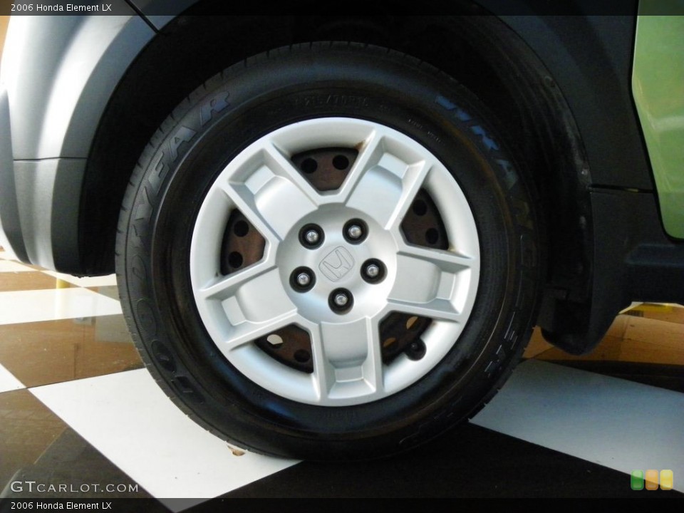 2006 Honda Element LX Wheel and Tire Photo #78387257