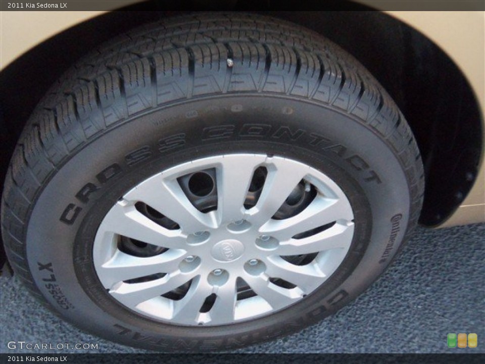 2011 Kia Sedona LX Wheel and Tire Photo #78402881