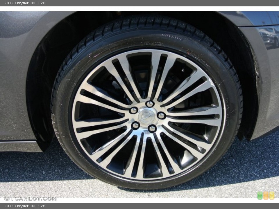 2013 Chrysler 300 S V6 Wheel and Tire Photo #78424118
