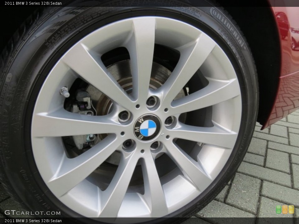 2011 BMW 3 Series 328i Sedan Wheel and Tire Photo #78425259