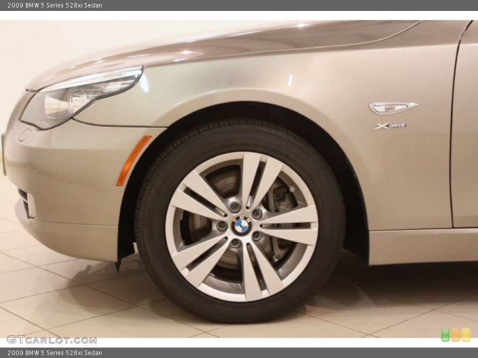2009 BMW 5 Series 528xi Sedan Wheel and Tire Photo #78467069