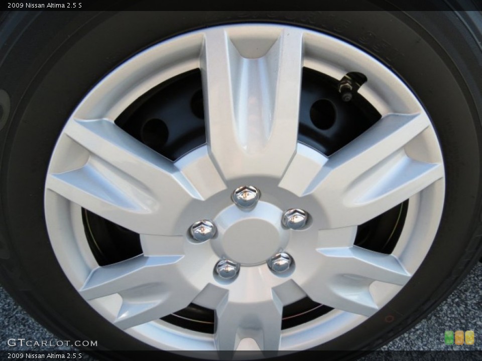 2009 Nissan Altima 2.5 S Wheel and Tire Photo #78469662