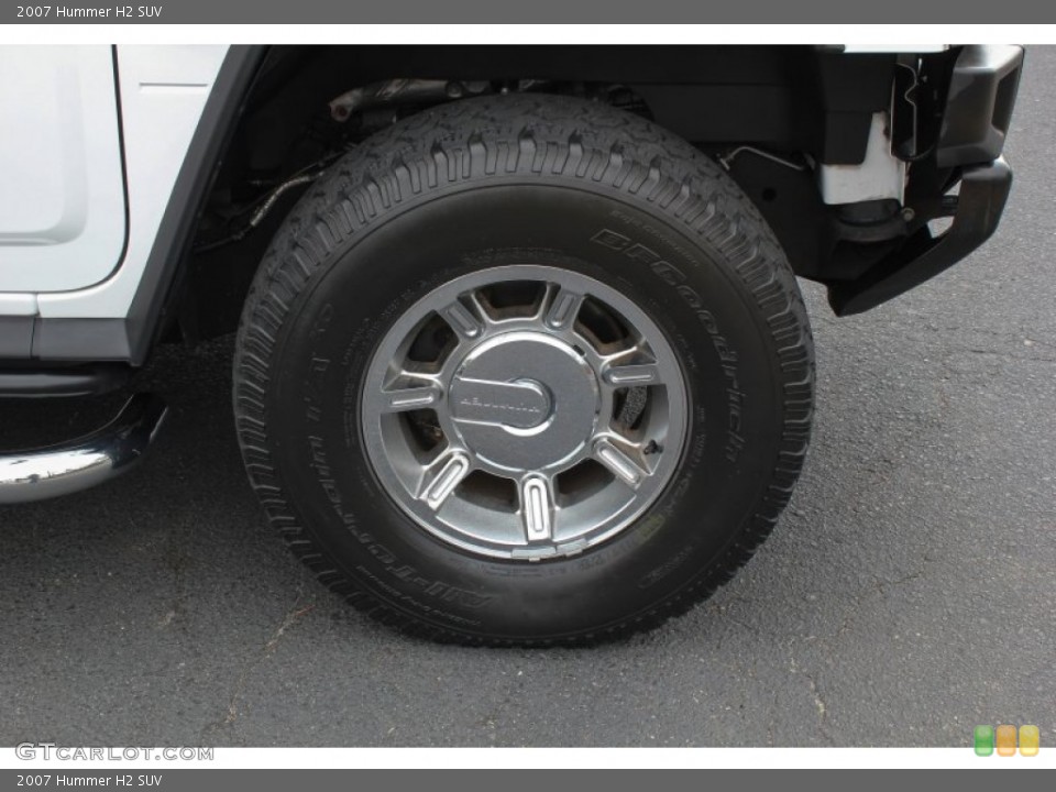 2007 Hummer H2 SUV Wheel and Tire Photo #78495056