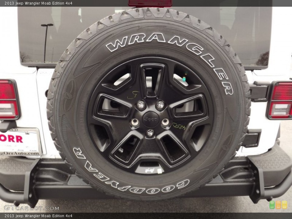 2013 Jeep Wrangler Moab Edition 4x4 Wheel and Tire Photo #78590289