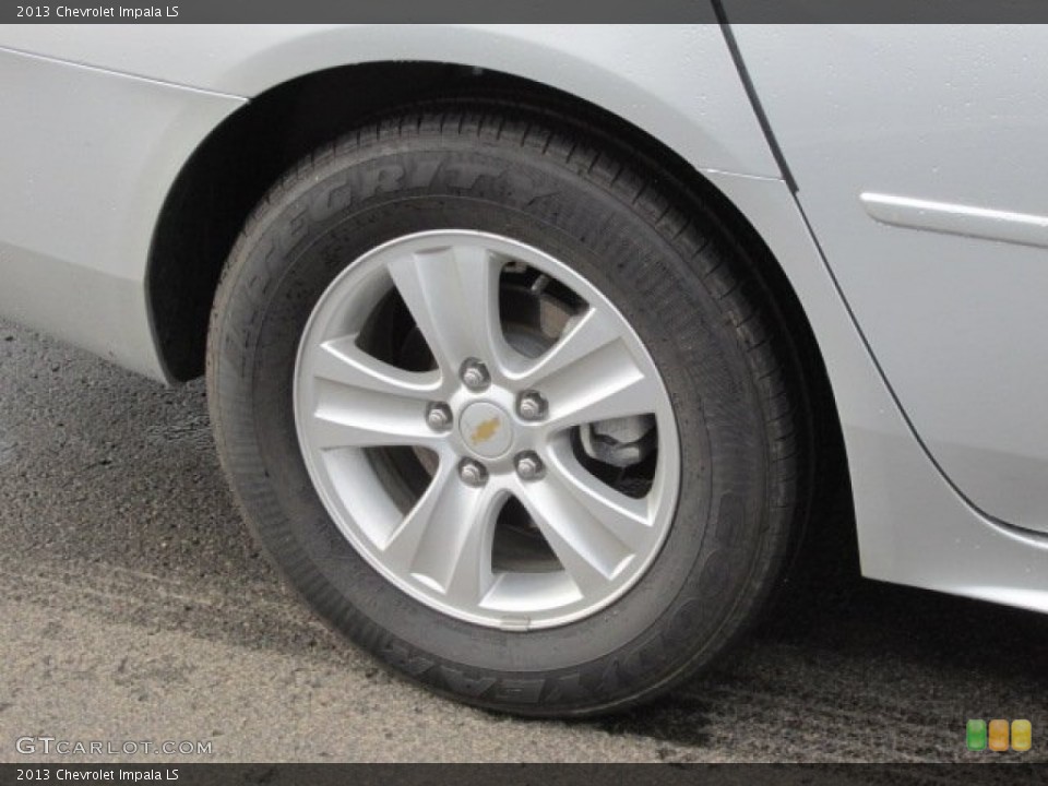 2013 Chevrolet Impala LS Wheel and Tire Photo #78618381