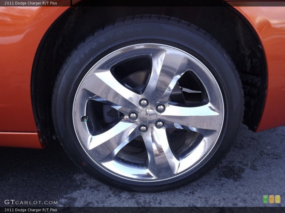2011 Dodge Charger R/T Plus Wheel and Tire Photo #78696555