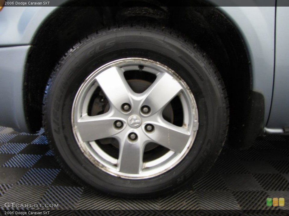 2006 Dodge Caravan SXT Wheel and Tire Photo #78709467