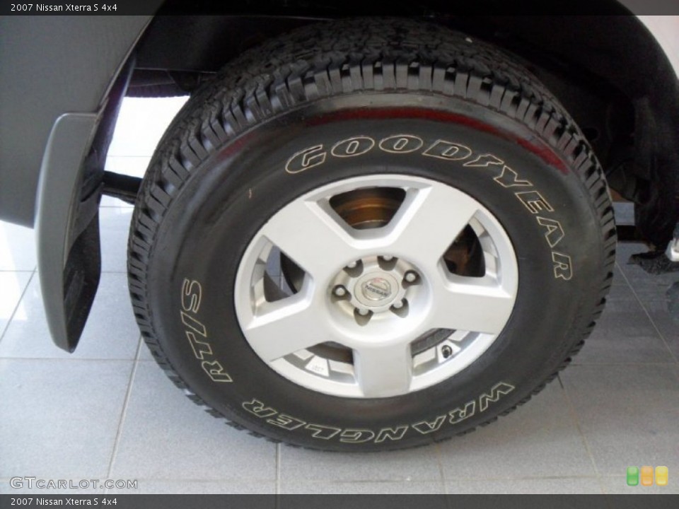 2007 Nissan Xterra S 4x4 Wheel and Tire Photo #78756746