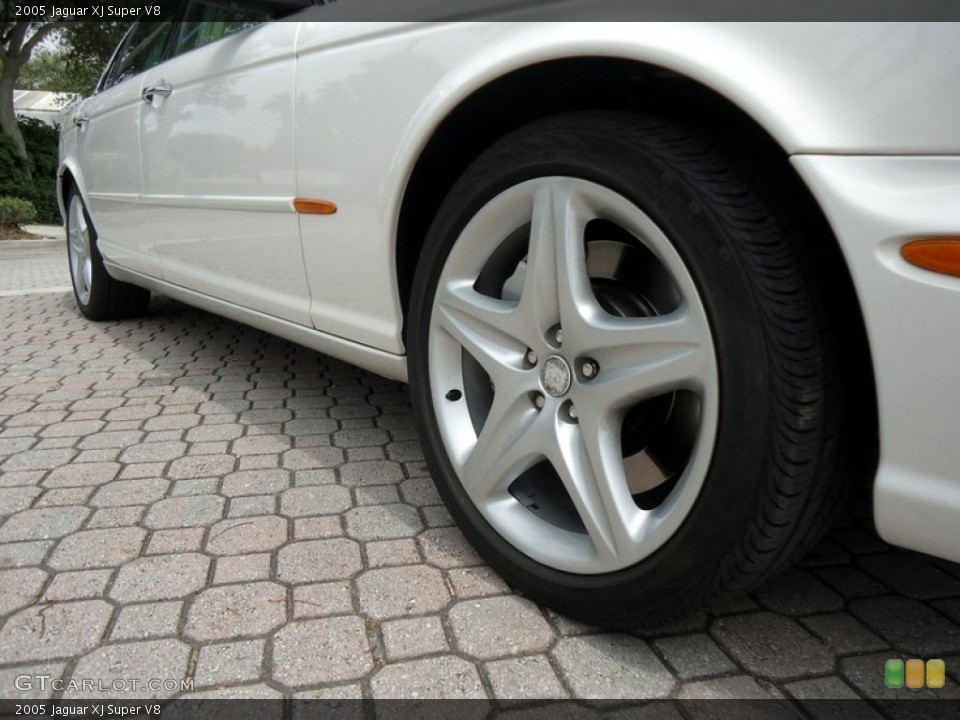 2005 Jaguar XJ Wheels and Tires