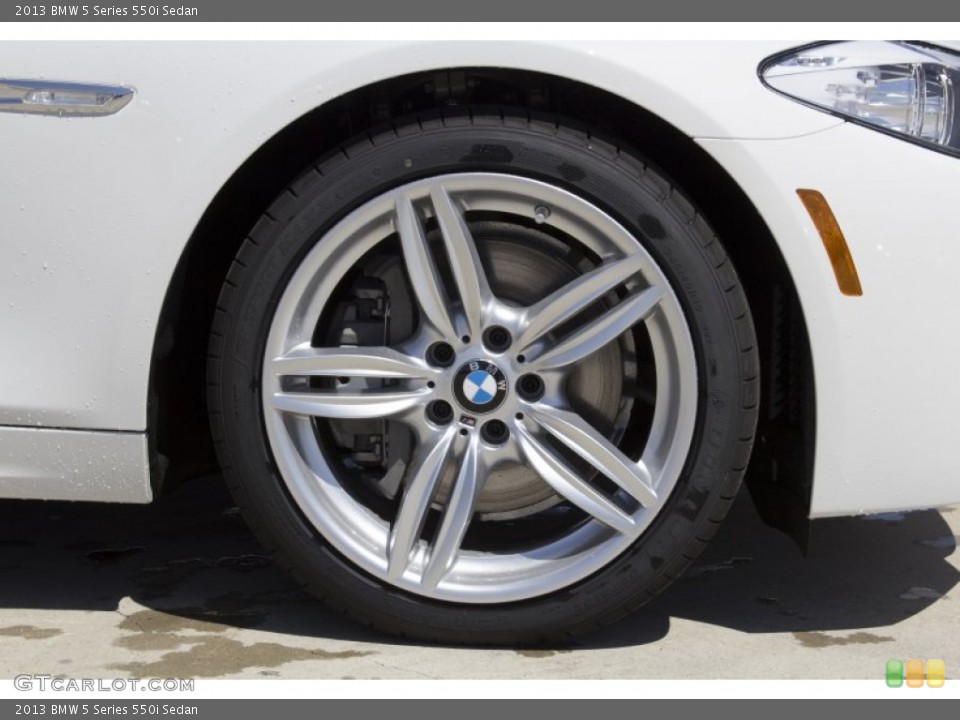 2013 BMW 5 Series 550i Sedan Wheel and Tire Photo #78963088