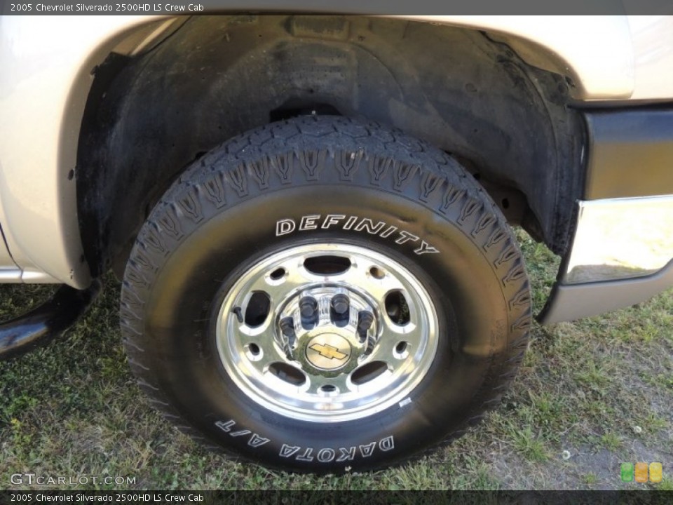 2005 Chevrolet Silverado 2500HD Wheels and Tires
